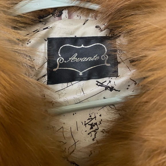 Jackets & Coats Fox Fur Vest Damaged With A Few Rips That Can Be